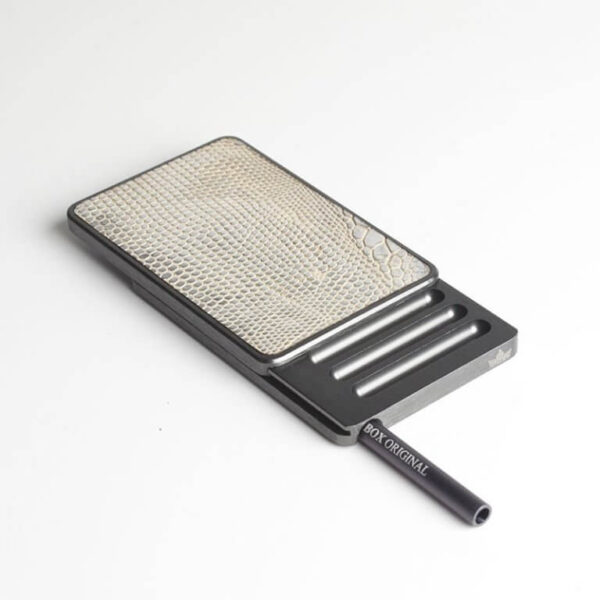 Royal Box Lizard Space Pearl